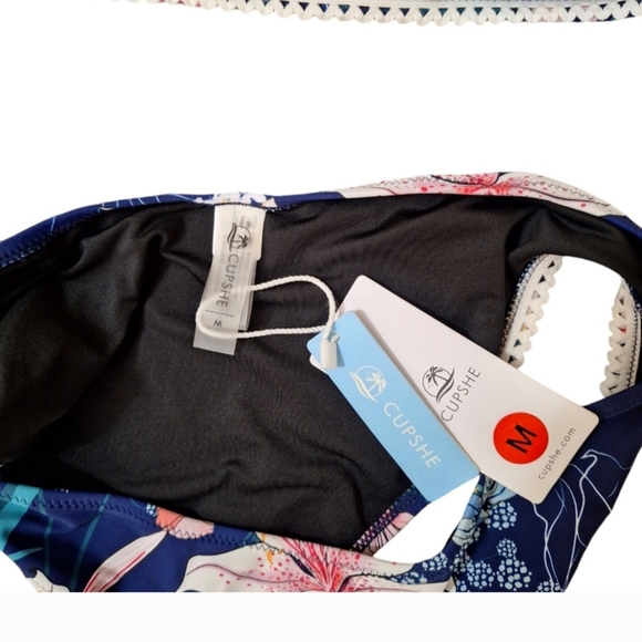 Cupshe Navy Floral Cutout Bikini with buttons Size Medium - Picture 6 of 7